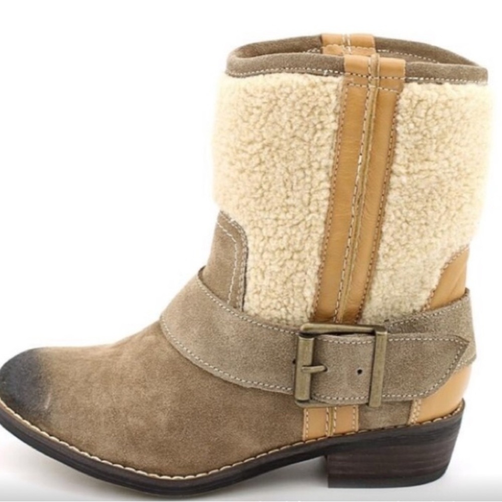 Kelsi Dagger Tan and Cream Ankle Boots